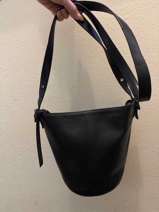 Coach Handbags - Vintage Coach Black Leather Bucket Bag